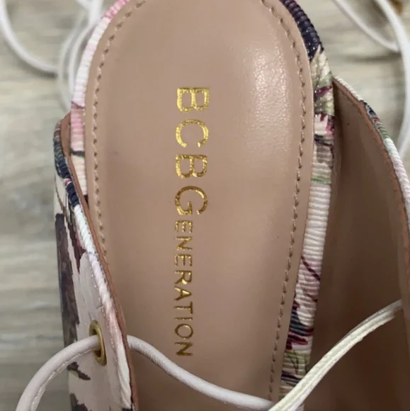 BCBGeneration Hayes Watercolor Floral Chalk Lace Up Heels - Picture 9 of 10